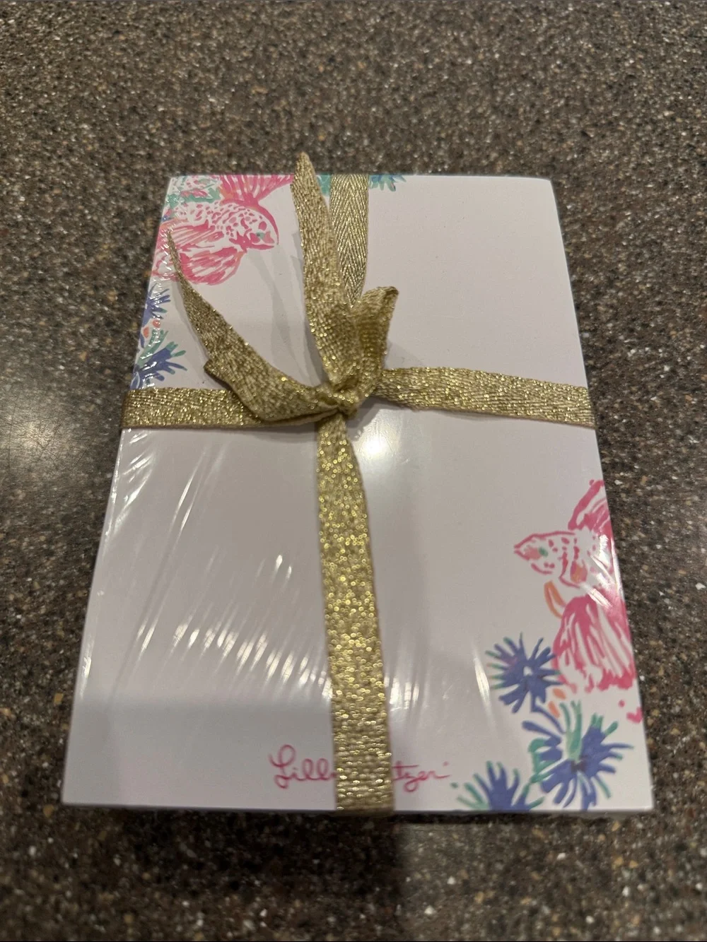 Lilly Pulitzer Tiki Pink Gypsea Notecard Set with Gold Ribbon